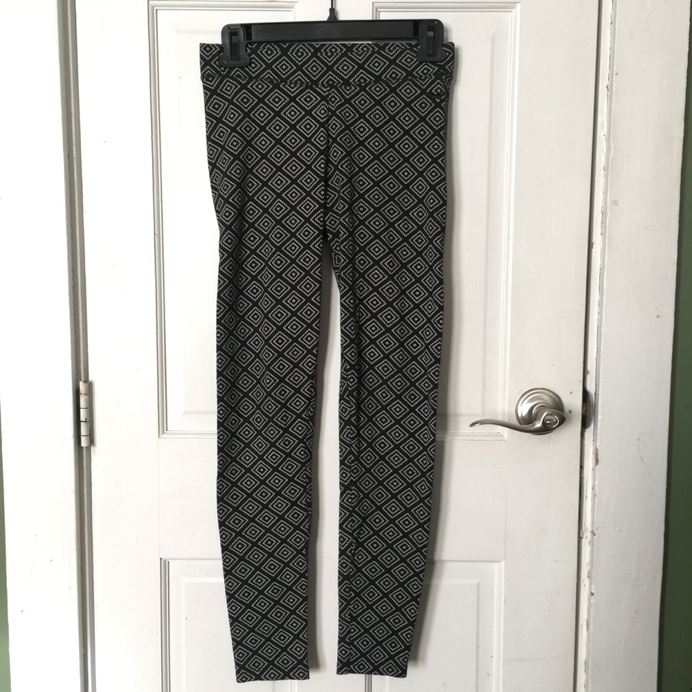 PINK Victoria Secret stretch leggings - Picture 2 of 5